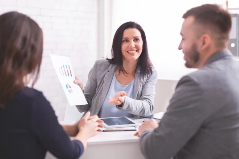 Cómo posicionarte como experto y dejar de competir por precio